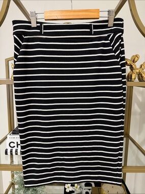 Black & White Striped Pencil Skirt